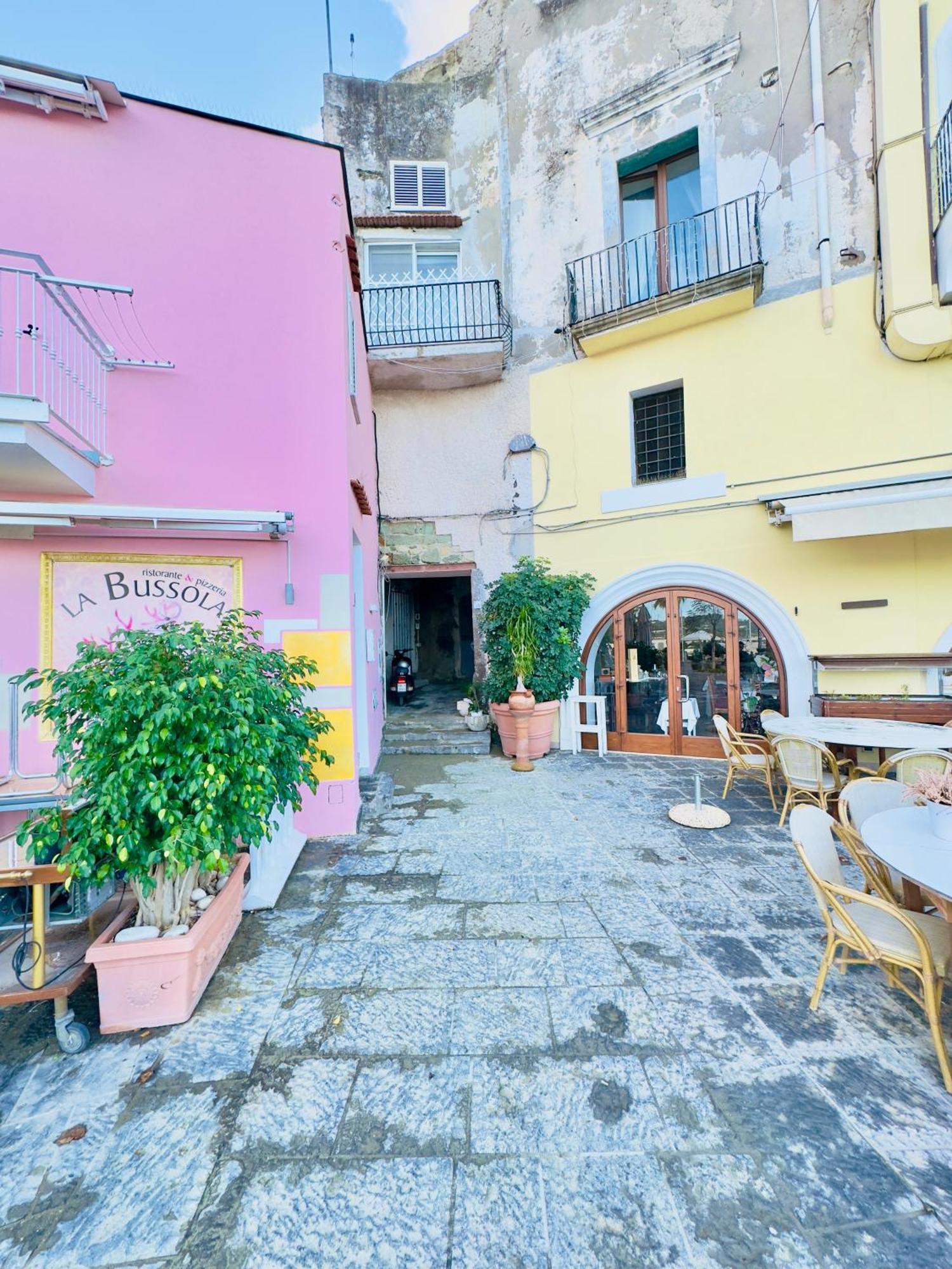 Porto Di Forio * Forio (Isola d'Ischia)