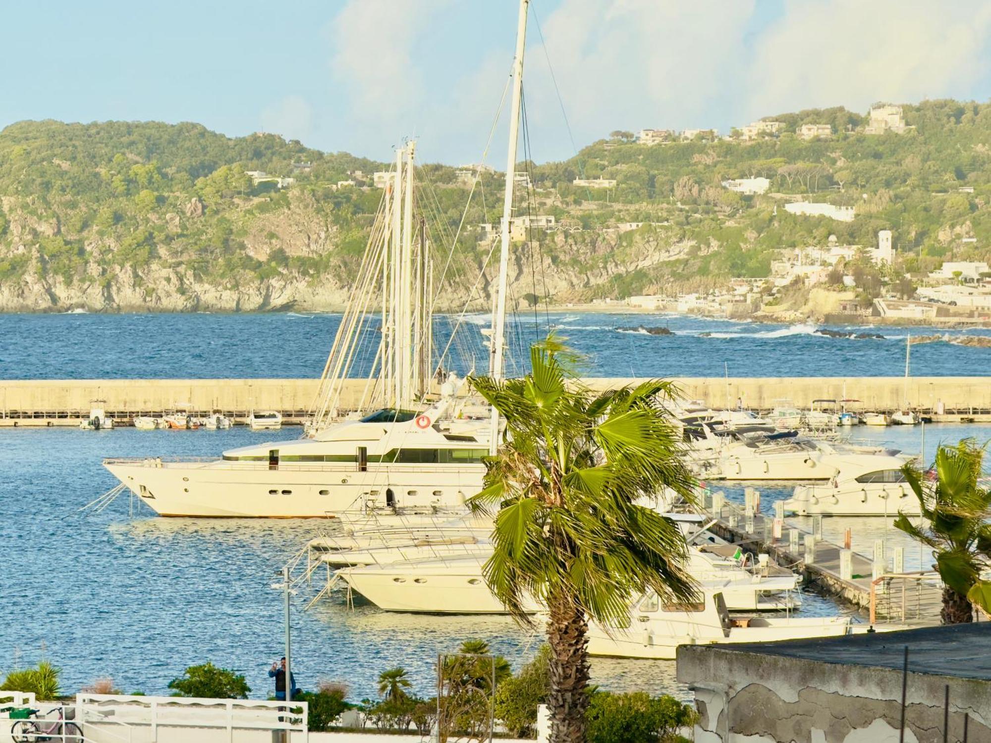 Porto Di Forio Forio di Ischia